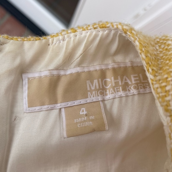 Michael kors classic yellow dress 💛 - Picture 5 of 7